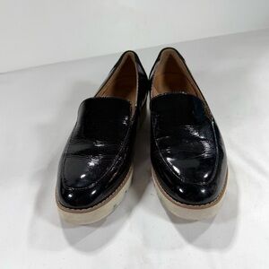 VIONIC Women's Black Patent Leather KENSLEY chunky sole Loafers size 8